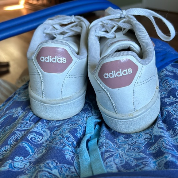 Leather Adidas sneakers - Picture 2 of 4